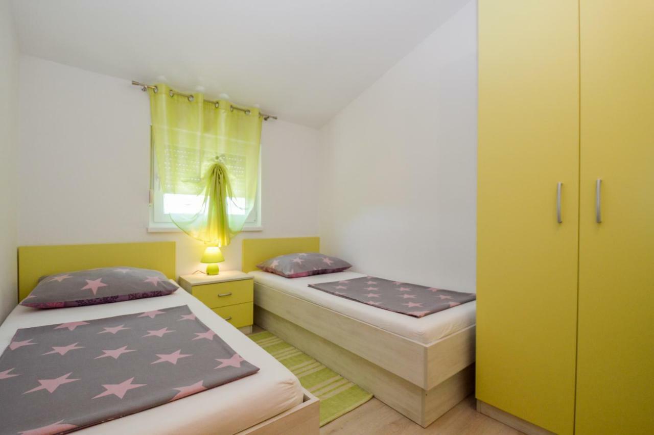 Apartament Mit- Mir