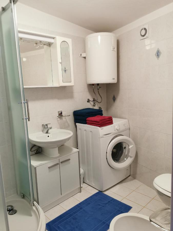 Mit- Mir Appartement Fondole