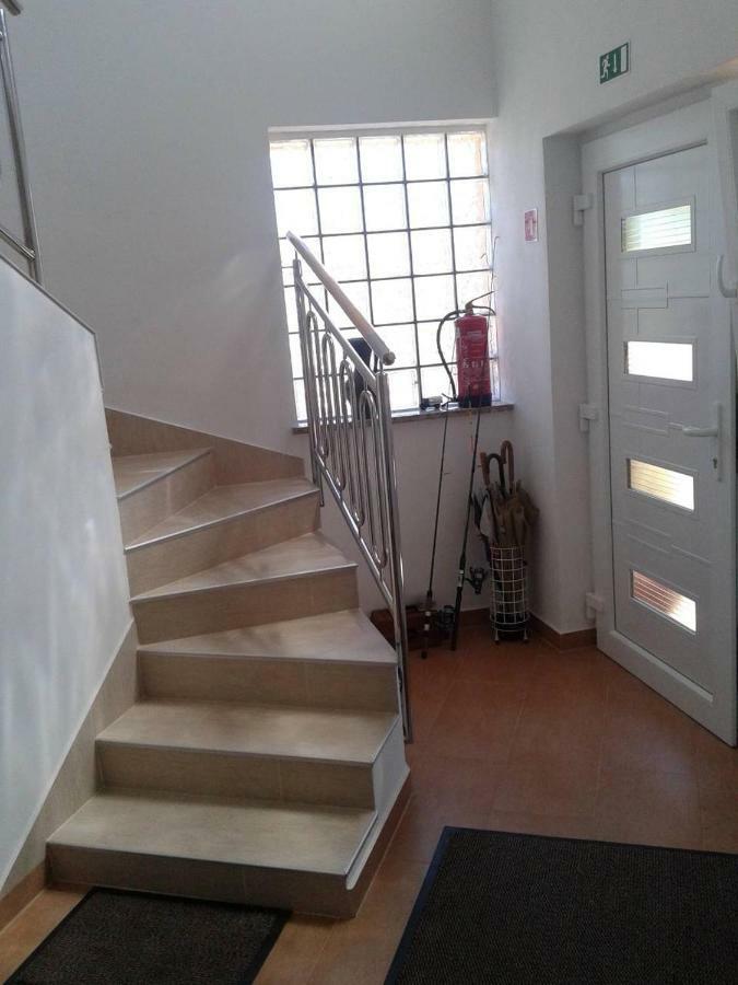 Mit- Mir Appartement Fondole