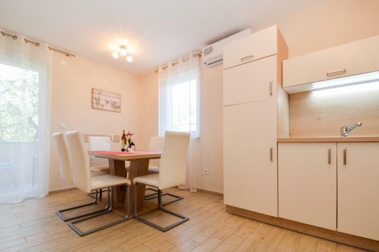 Appartement Mit- Mir Fondole