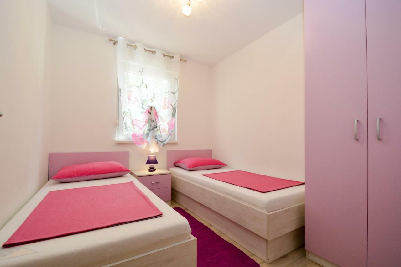 Mit- Mir Appartement