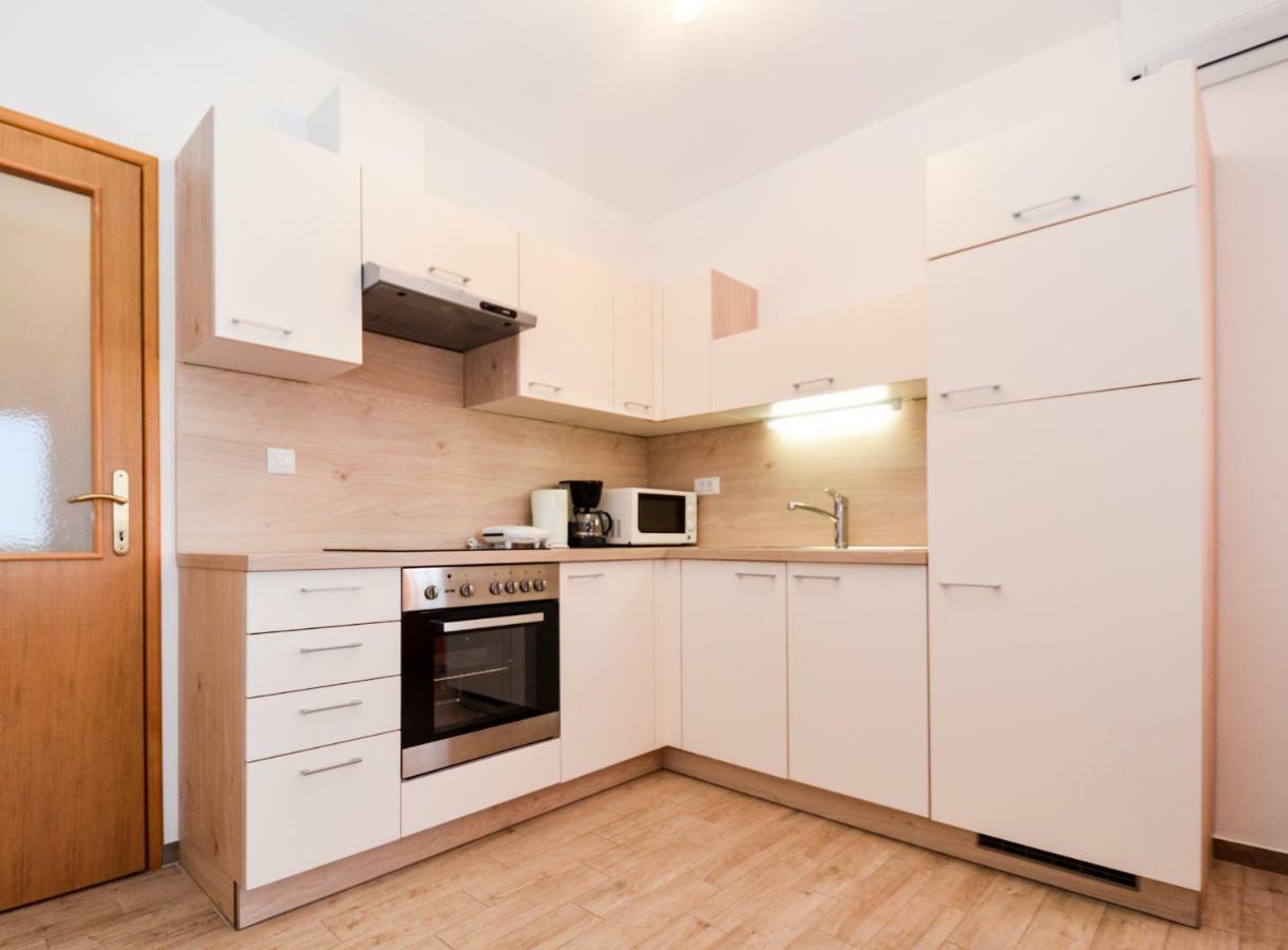 Mit- Mir Appartement Fondole