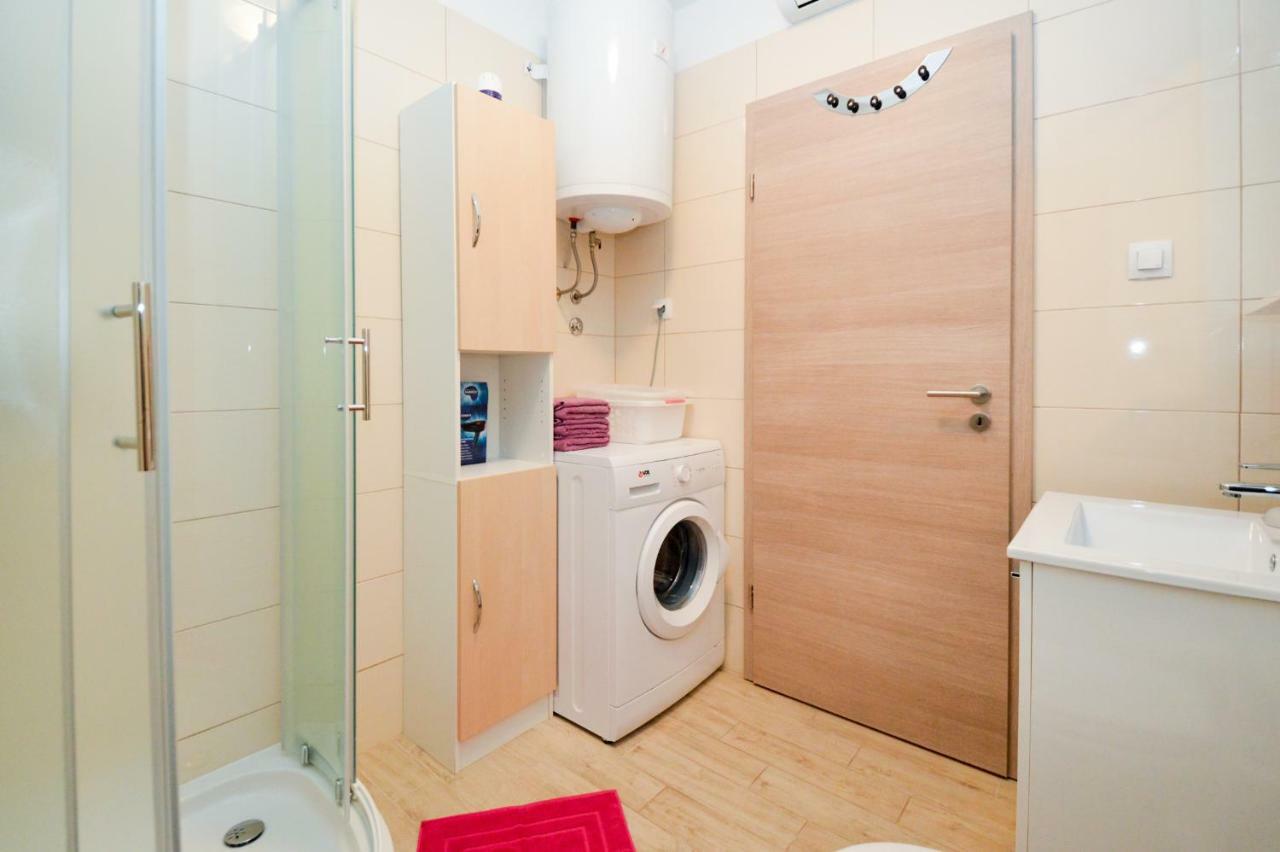 Mit- Mir Appartement Fondole