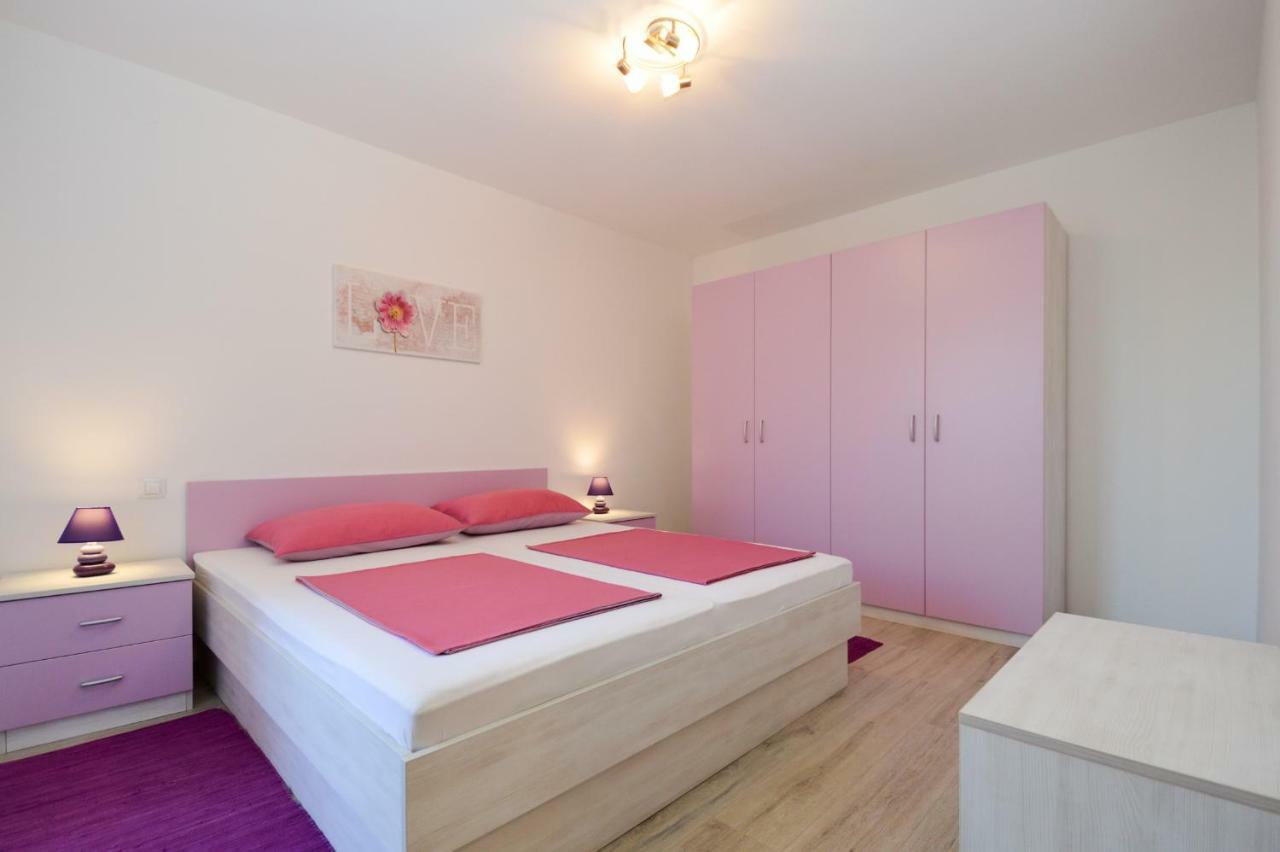 Mit- Mir Appartement