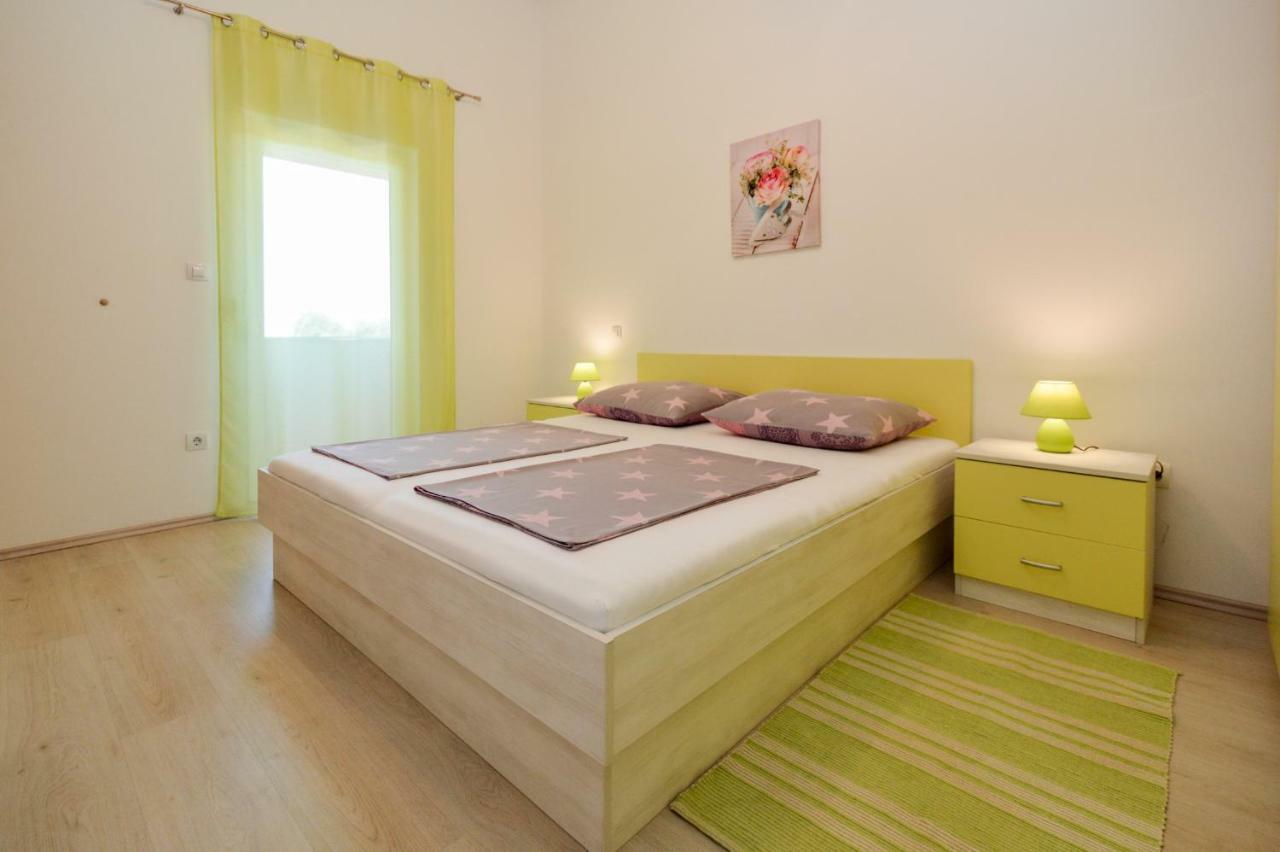 Mit- Mir Appartement